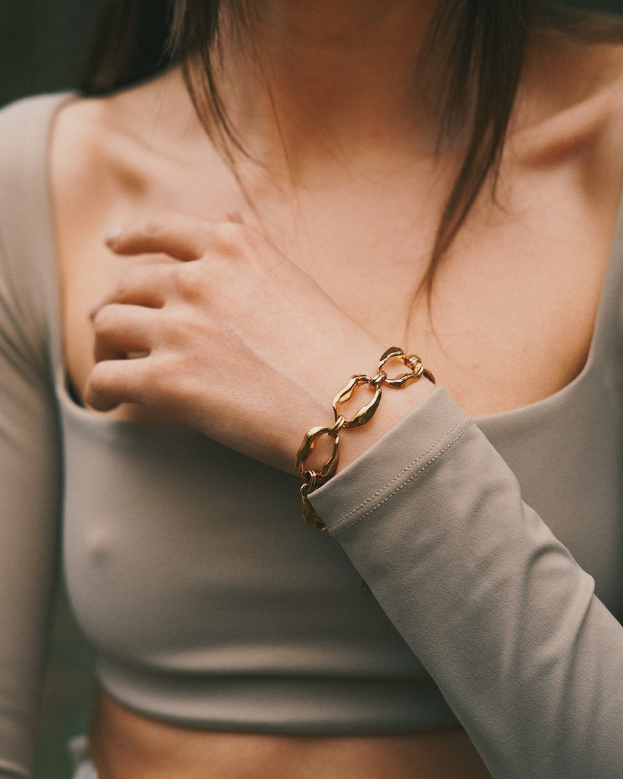 Amphitrite Wide Chain — Gold-Tone Chain Bracelet