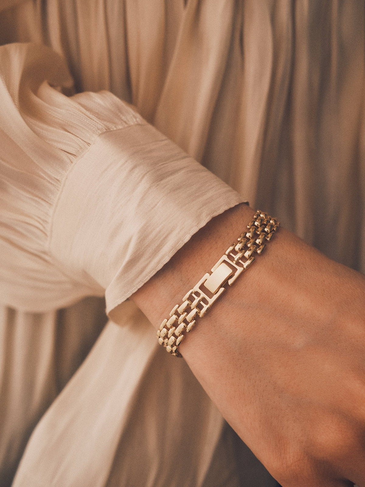 Reversible Pearl Bracelet — Gold-Tone Bracelet, alternate view